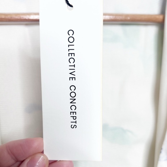 New with Tags Collective Concepts Women’s Floral Wrap Style Short Sleeve Blouse - Picture 14 of 16